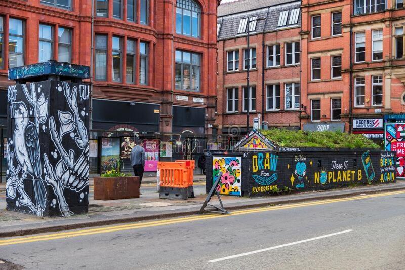 Lewis Apartment In The Heart Of The Northern Quarter Sleeps Up To 12 Manchester Dış mekan fotoğraf