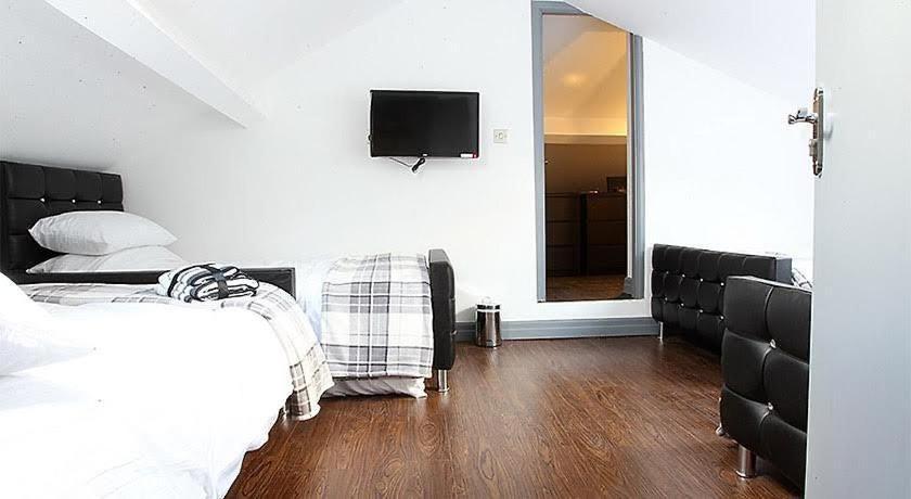 Lewis Apartment In The Heart Of The Northern Quarter Sleeps Up To 12 Manchester Dış mekan fotoğraf