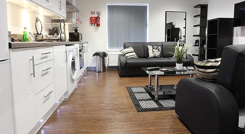 Lewis Apartment In The Heart Of The Northern Quarter Sleeps Up To 12 Manchester Dış mekan fotoğraf