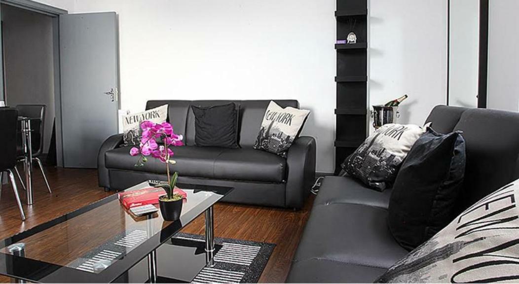 Lewis Apartment In The Heart Of The Northern Quarter Sleeps Up To 12 Manchester Dış mekan fotoğraf